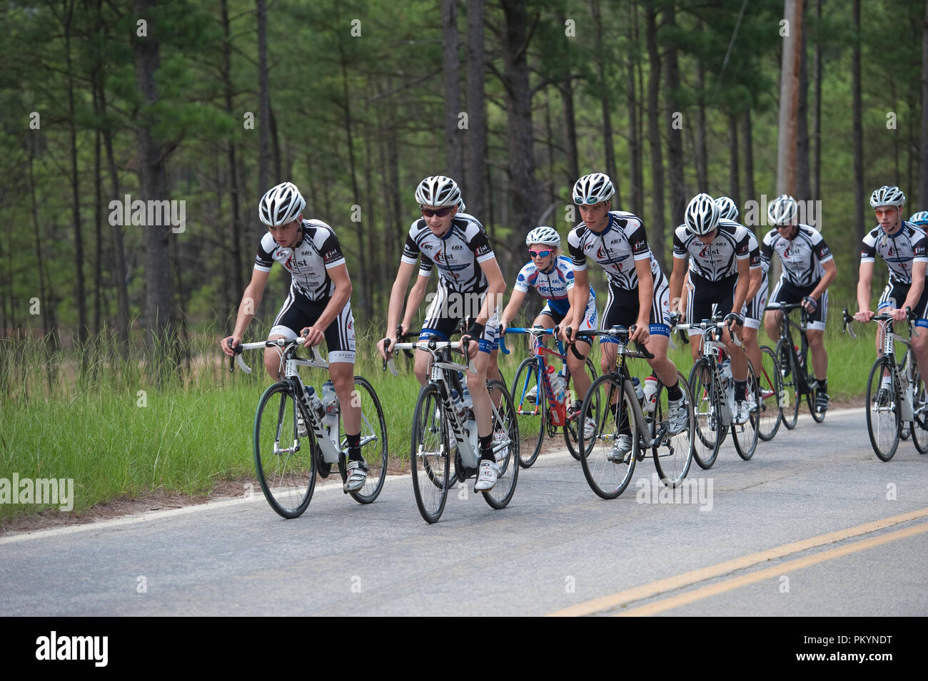 UNITED STATES - Juni 21: Team HPC/Fahrrad Outfitters während einer Trainingsfahrt auf der Straße natürlich an die USA, die Junioren U23 Elite Road Staatsangehörigen in Stockfoto