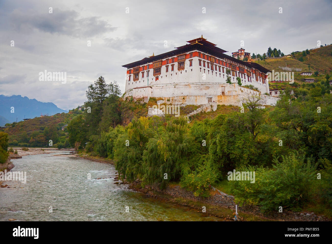 Paro Dzong (Burg und Kloster), Bhutan. Stockfoto