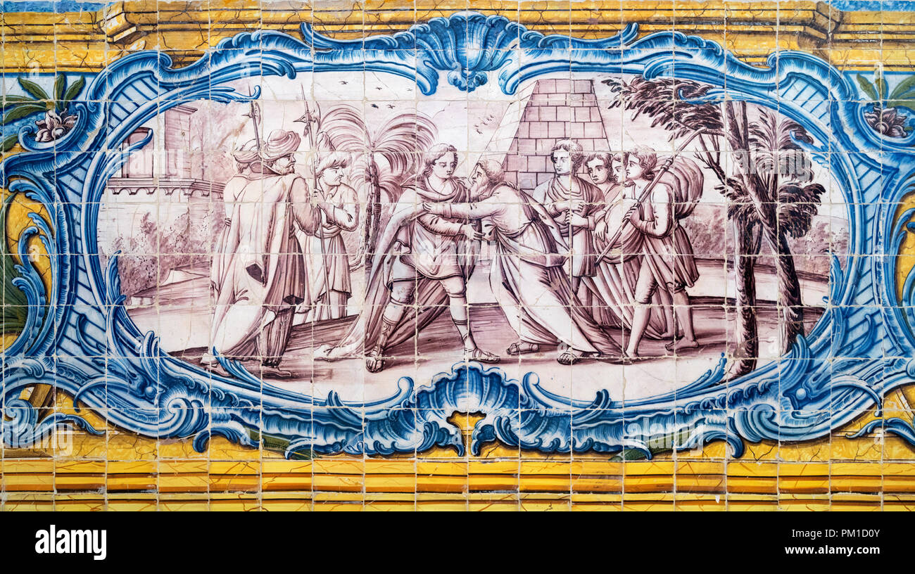 Die Fliesen an der Wand des 16. Jahrhunderts Refektorium am Jeronimos Kloster (Mosteiro dos Jerónimos), Stadtteil Belem, Lissabon, Portugal Stockfoto