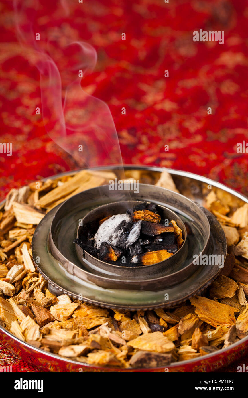 Agarwood, auch als aloeswood, Weihrauch Chips Stockfoto
