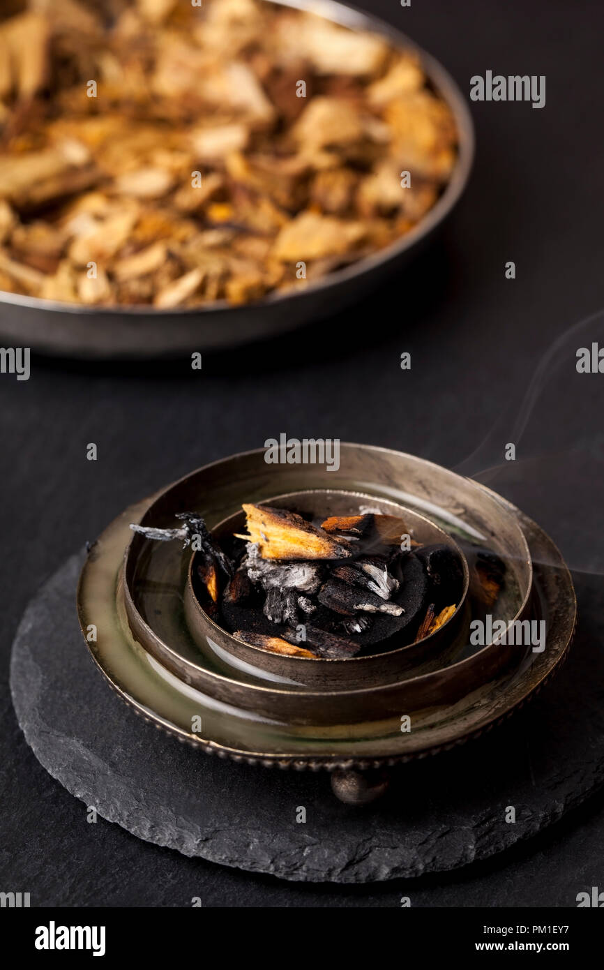 Agarwood, auch als aloeswood, Weihrauch Chips Stockfoto