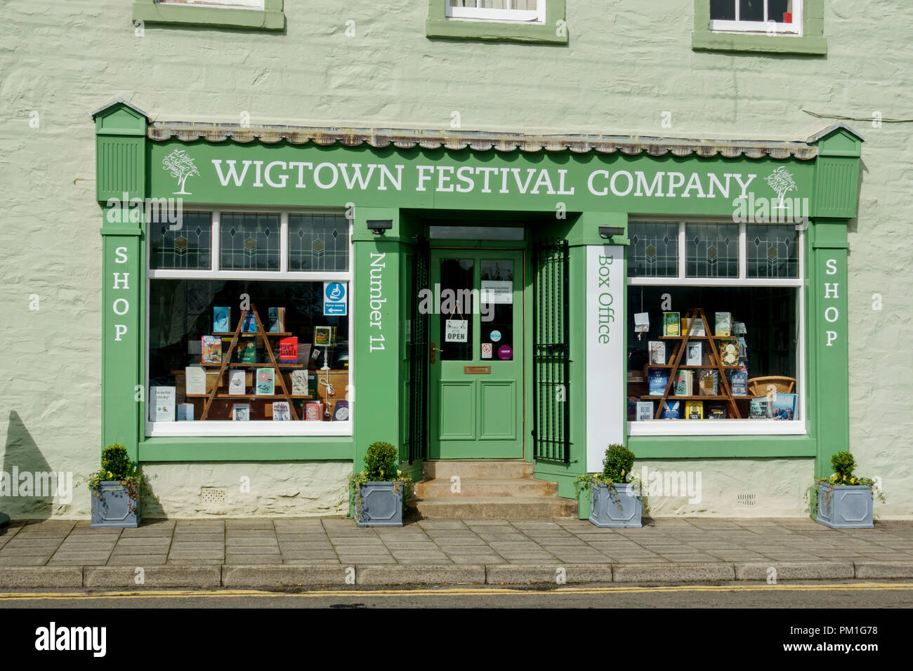 Shop und Box Office der Wigtown Festival in der booktown von Wigtown in Dumfries und Galloway, Schottland. Stockfoto