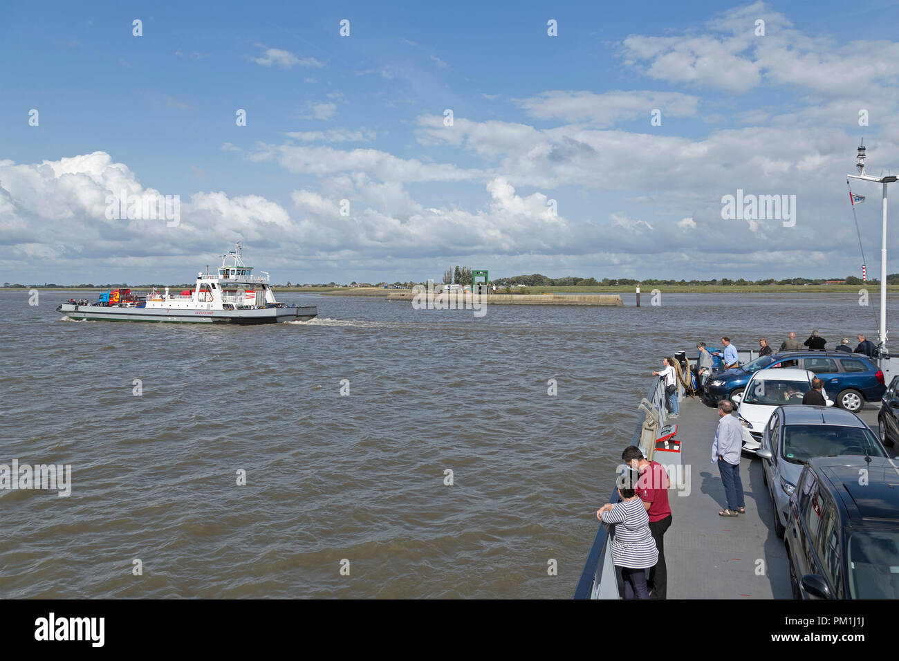 Stilvolle Fahre Wischhafen Wartezeit Fotos