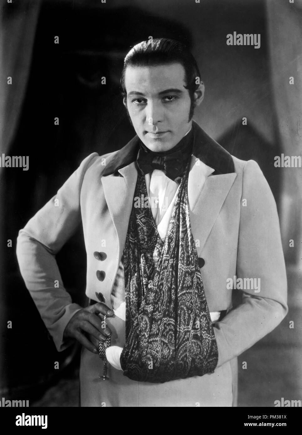 Rudolph Valentino, circa 1925. Datei Referenz Nr. 1135 001 THA Stockfoto