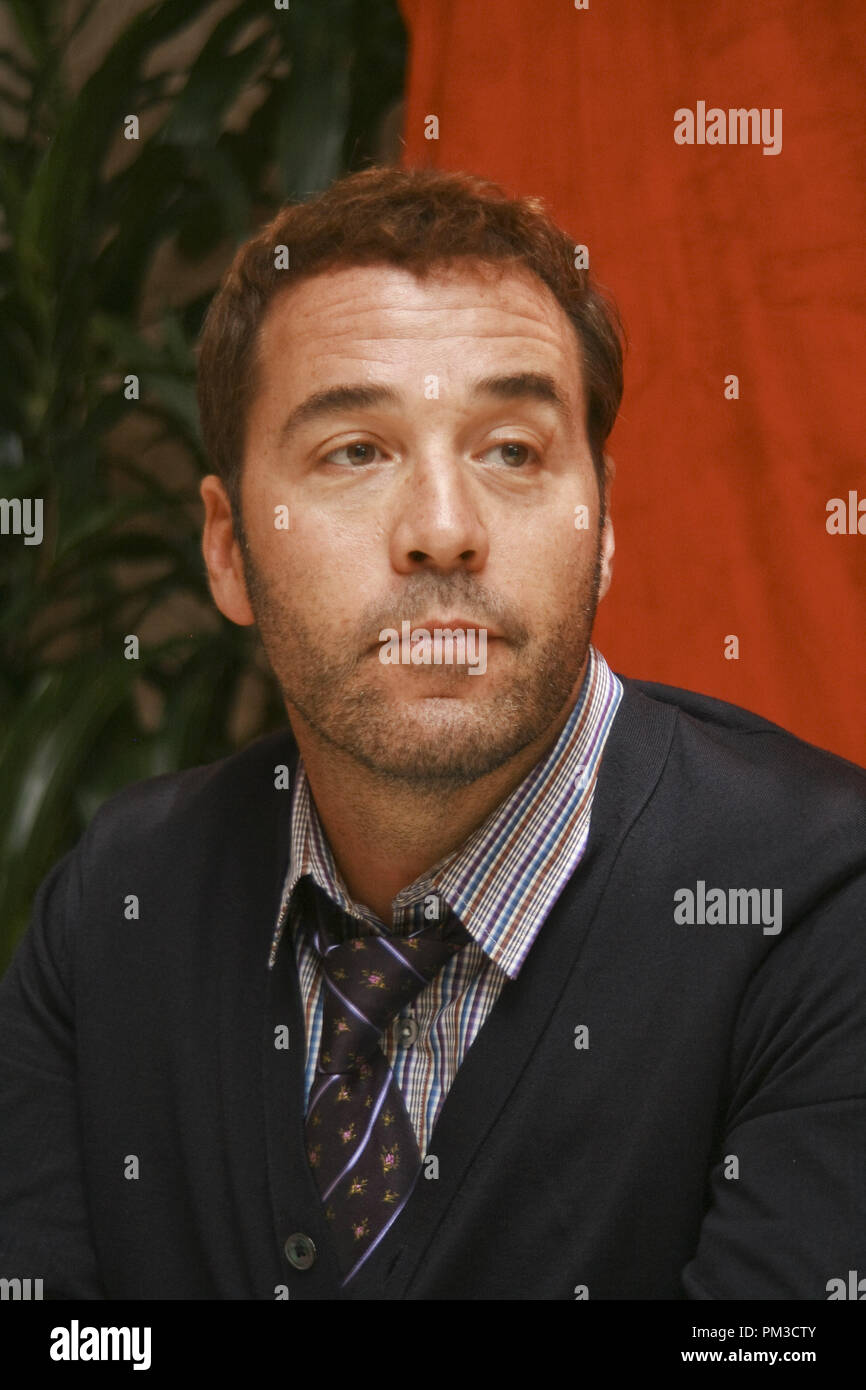 Jeremy Piven 'Entourage' Portrait Session, 12. Juli 2010. Reproduktion von amerikanischen Boulevardzeitungen ist absolut verboten. Datei Referenz # 30338 017 GFS nur für redaktionelle Verwendung - Alle Rechte vorbehalten Stockfoto