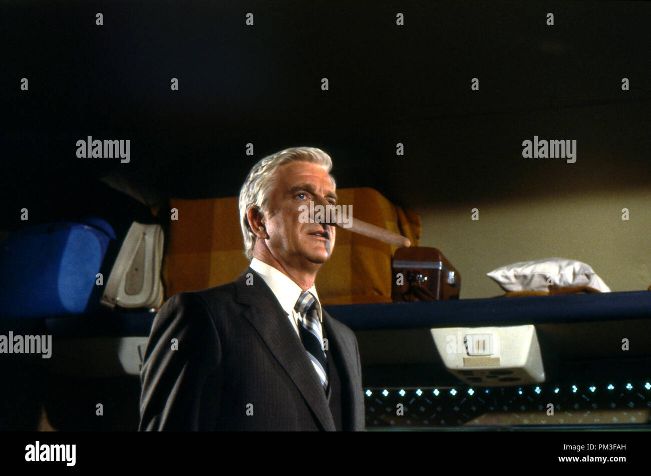 "Flugzeug" 1981 Leslie Nielsen Stockfoto