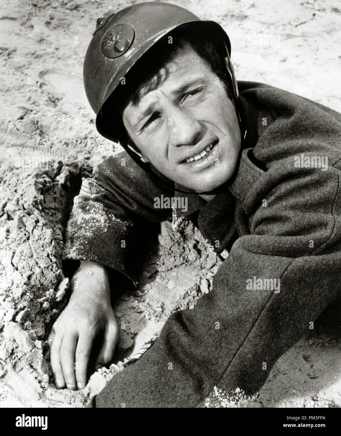 Wochenende in Dünkirchen, Jean-Paul Belmondo, 1964 Datei Referenz # 30732 132 THA Stockfoto