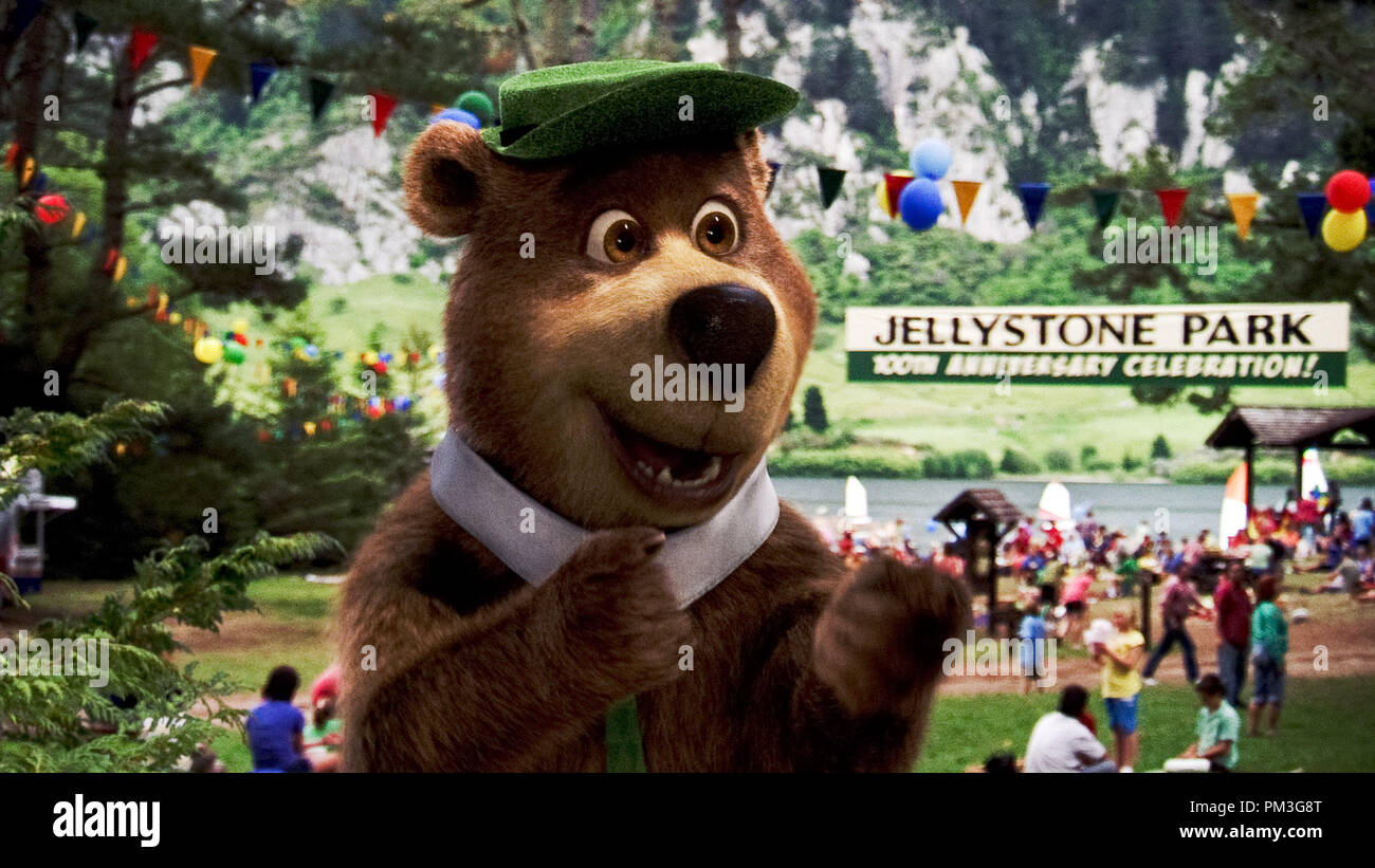 Yogi Bear, wie von Dan Aykroyd geäußert, in Warner Bros. Pictures live-action/Computer animierten Abenteuer in 3D "Yogi Bear", ein Warner Bros.-Bilder freigeben. Stockfoto