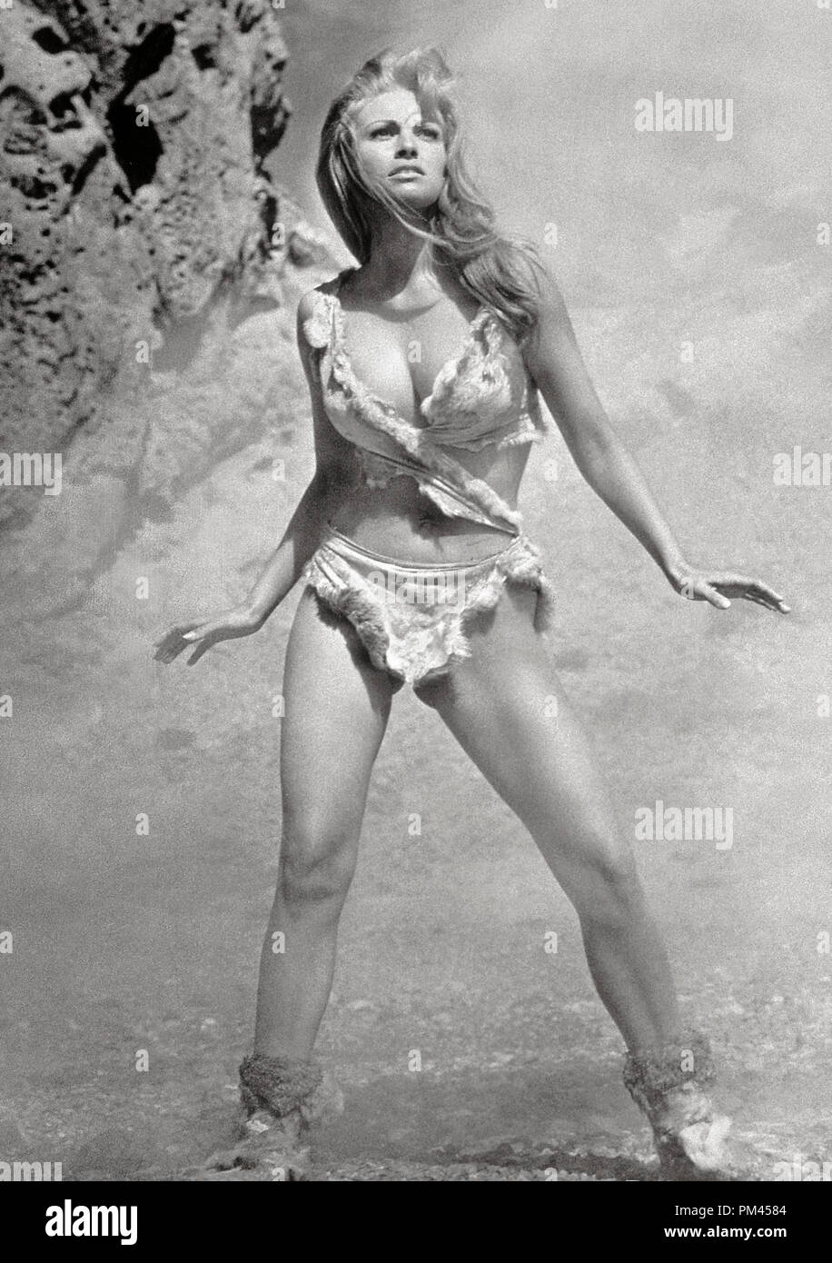 Raquel Welch' eine Million Jahren B.C.' 1966 20. Jahrhundert FoxFile Referenz Nr. 1032 022 THA Stockfoto