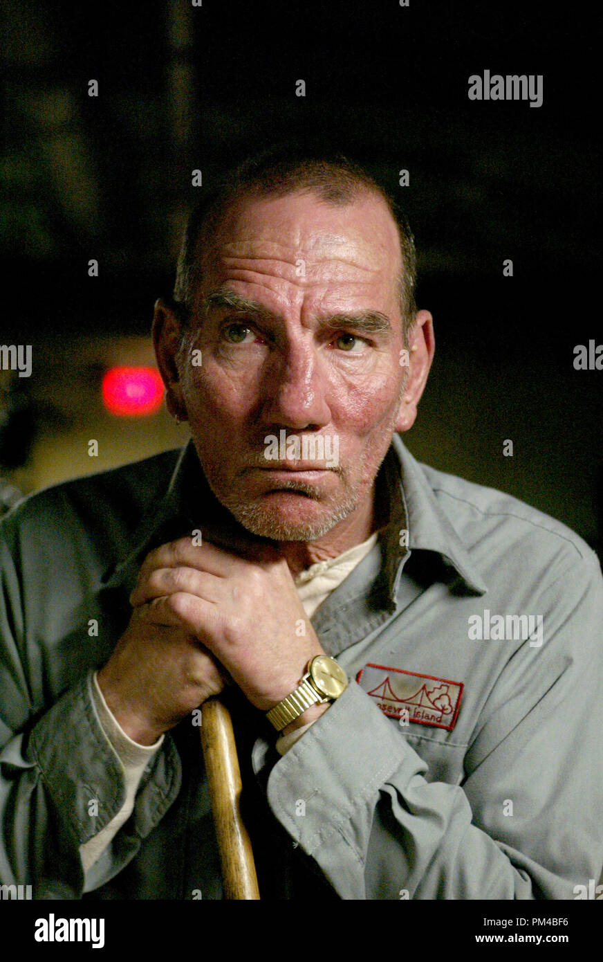 Film noch von 'Dark Water' Pete Postlethwaite 2005 Stockfoto