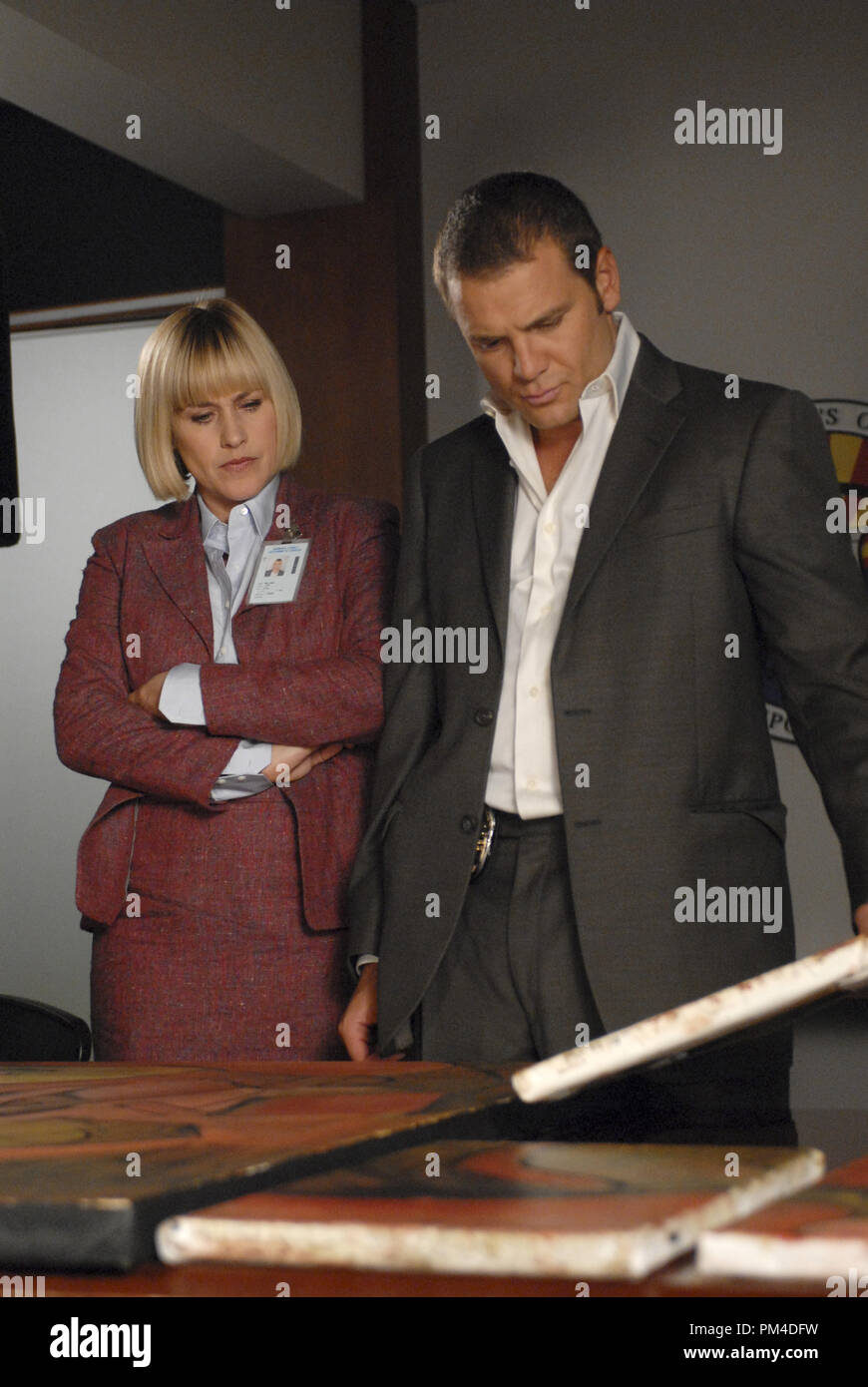 Film Still / Werbung noch von 'Mittel' (Episode: Vier Träume) Patricia Arquette, David Cubitt 2006 Photo Credit: Michael Yarish Datei Referenz # 30737575 THA nur für redaktionelle Verwendung - Alle Rechte vorbehalten Stockfoto