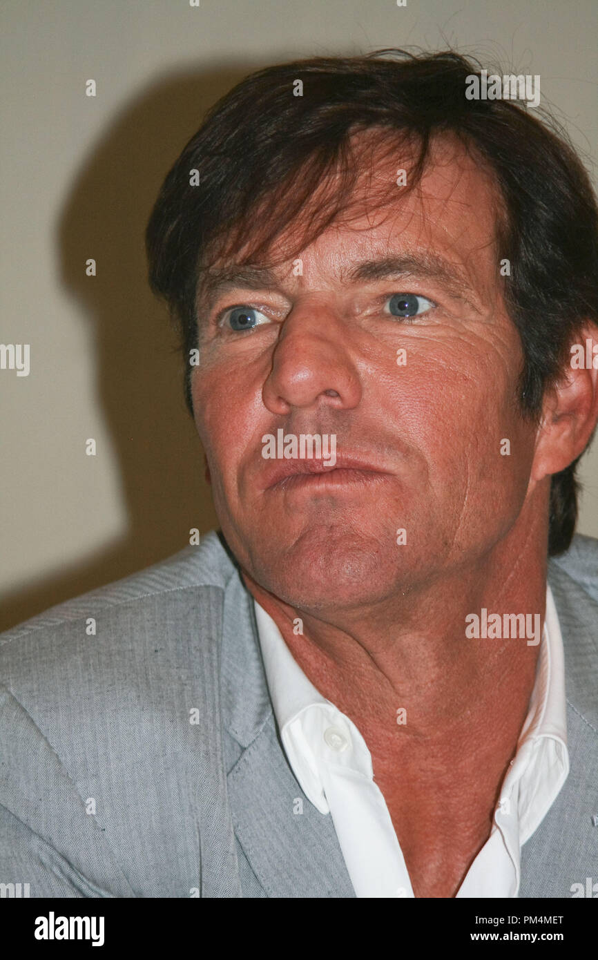 Dennis Quaid "besondere Beziehung" Portrait Session, 19. Mai 2010. Reproduktion von amerikanischen Boulevardzeitungen ist absolut verboten. Datei Referenz # 30267 009 GFS nur für redaktionelle Verwendung - Alle Rechte vorbehalten Stockfoto