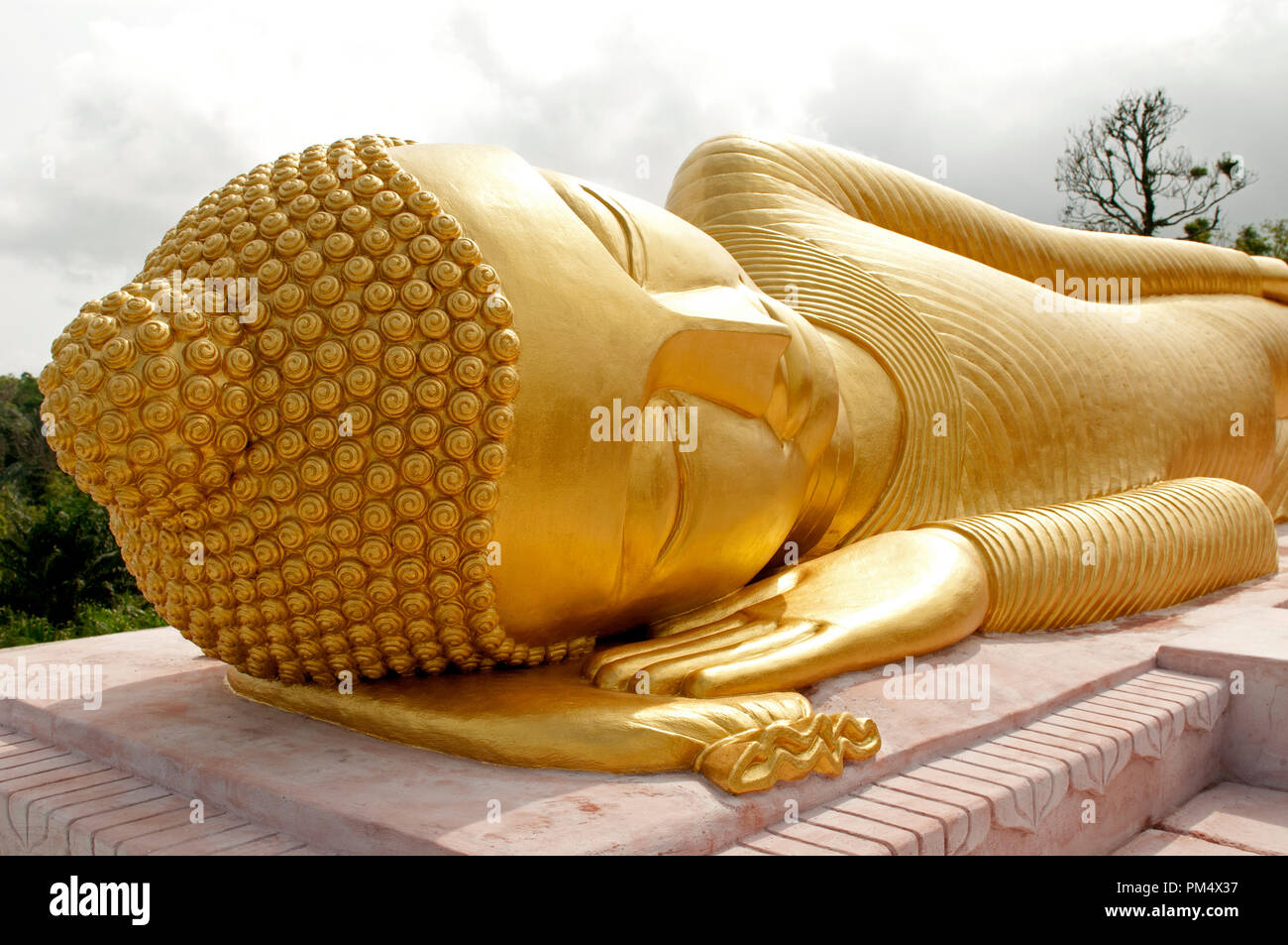 Leiter der liegende Buddha - Wat Buddha di Pra Korn - Koh Samui - Thailand Tête de Bouddha Bouddha couché-Tempel di Pra Korn - Koh Samui - thaïlande Stockfoto