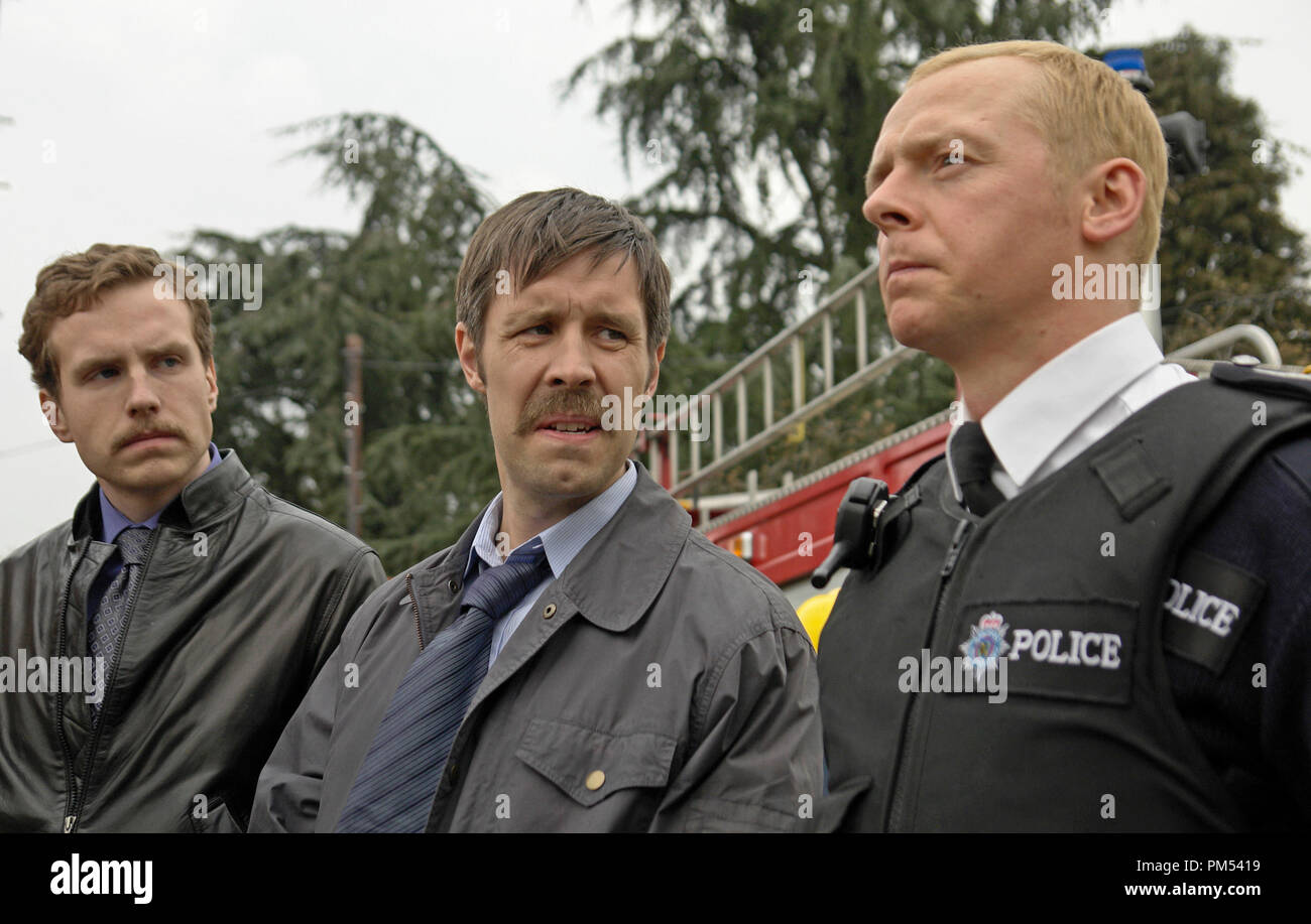 "Hot Fuzz", Rafe Spall, Paddy Considine, Simon Pegg © 2007 Rogue Pictures Stockfoto