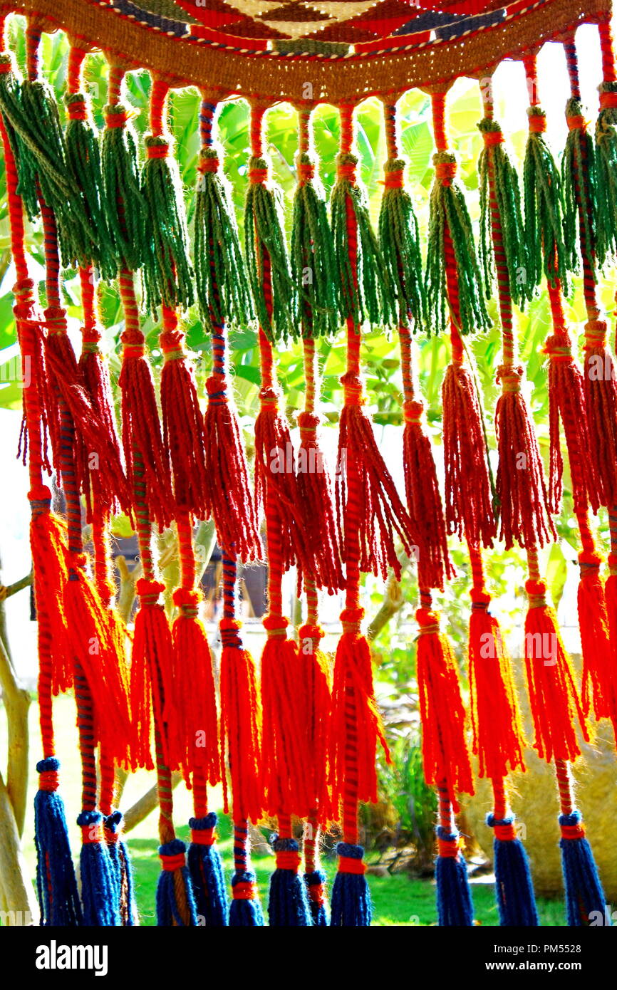 Bunte Vorhänge. Seil bunten Vorhang abstrakt Hintergrund Stockfoto