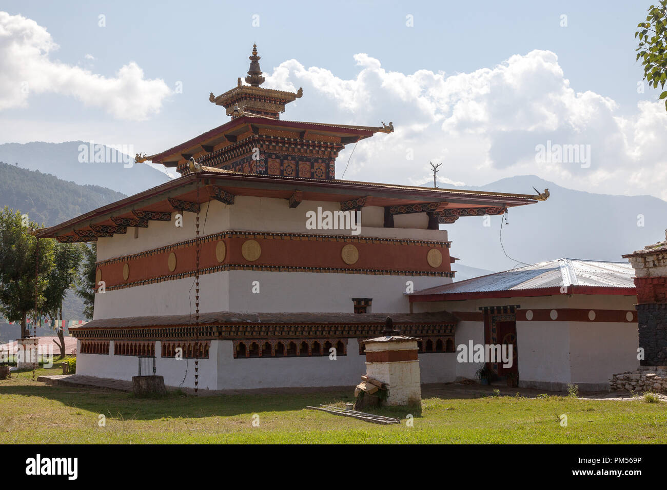 Chimi Lhakhang Tempel, ist auch als Tempel der Fruchtbarkeit bekannt. Bhutan. Stockfoto