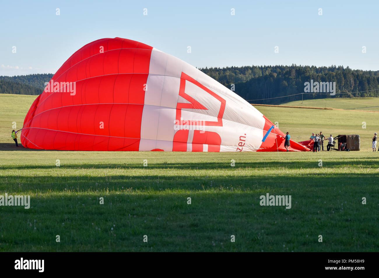 Ein Heißluftballon ist ein Leichter-als-Luft aus Flugzeugen der eine Tasche, einen Umschlag, in dem sich Luft. Stockfoto