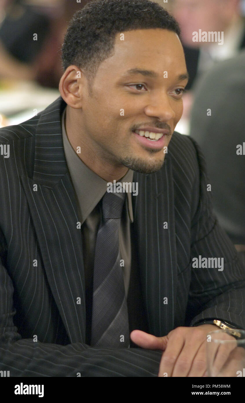 Studio Werbung immer noch von "Hitch" Will Smith © 2005 Columbia Pictures Foto von Barry Wetcher Datei Referenz # 307361967 THA nur für redaktionelle Verwendung - Alle Rechte vorbehalten Stockfoto