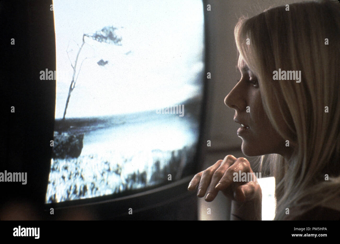 Film Still / Werbung noch von 'Ring' Naomi Watts © 2002 DreamWorks Photo Credit: Merrick Morton Stockfoto