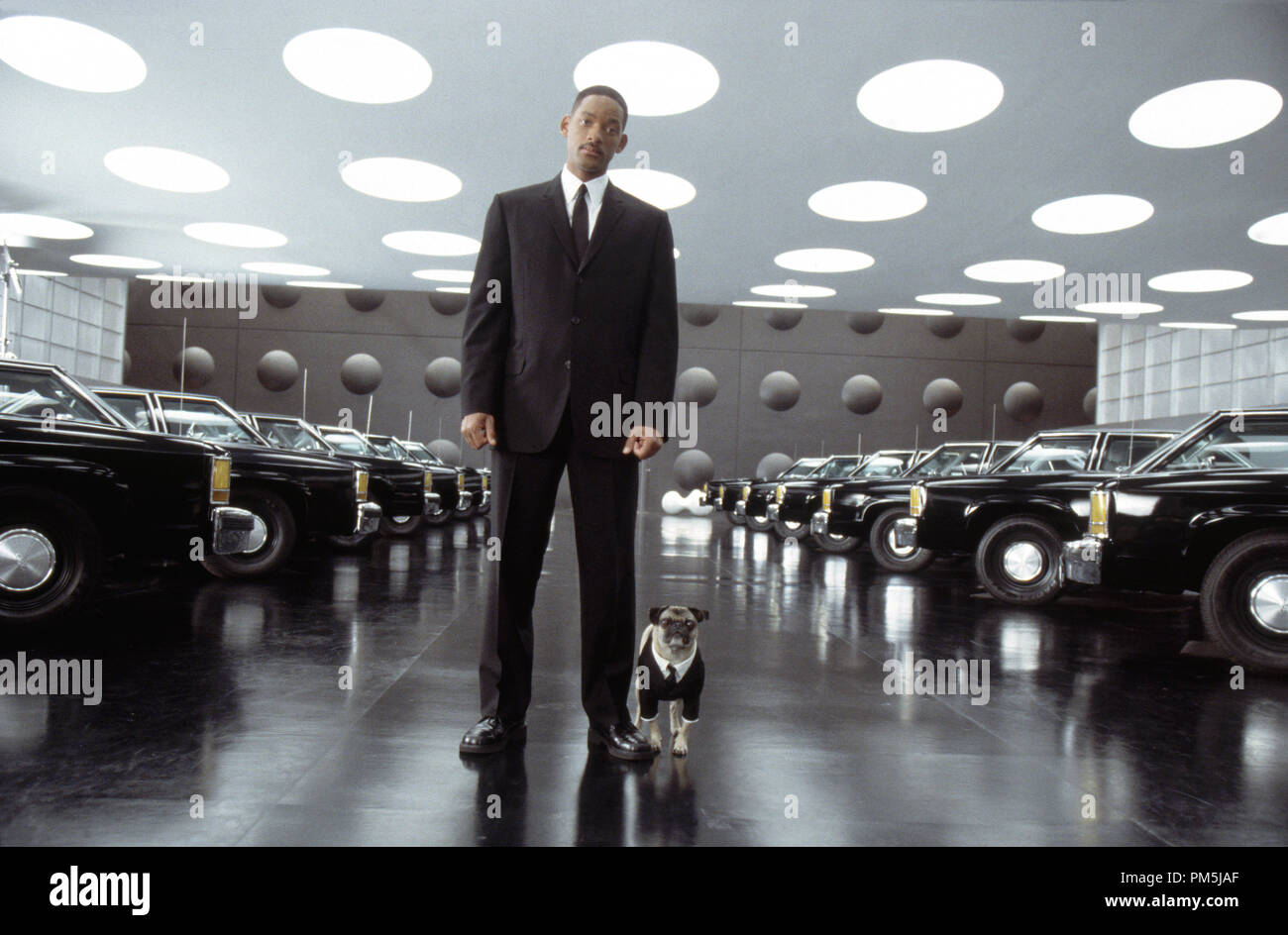Film Still / Werbung noch von 'Men In Black II" Will Smith © 2002 Columbia Pictures Photo Credit: Melinda Sue Gordon Stockfoto