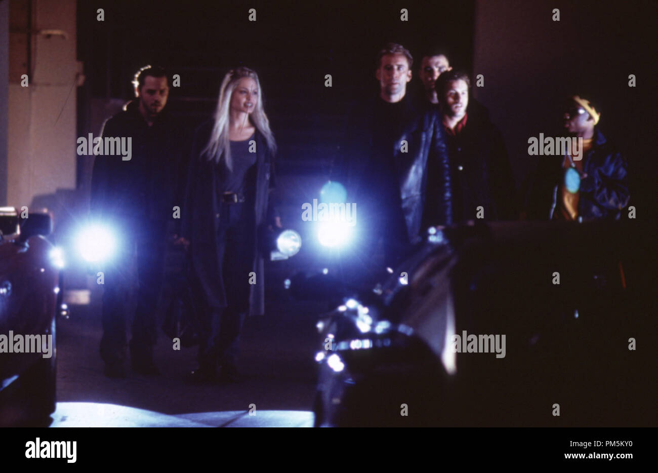 Film Still / Werbung Standbilder aus Gegangen' in 60 Sekunden "G. Robisi, A.Jolie, N. Cage, V. Jones, und S. Caan © 2000 Touchstone Foto: Merrick Morton Datei Referenz # 30846460 THA nur für redaktionelle Verwendung - Alle Rechte vorbehalten Stockfoto