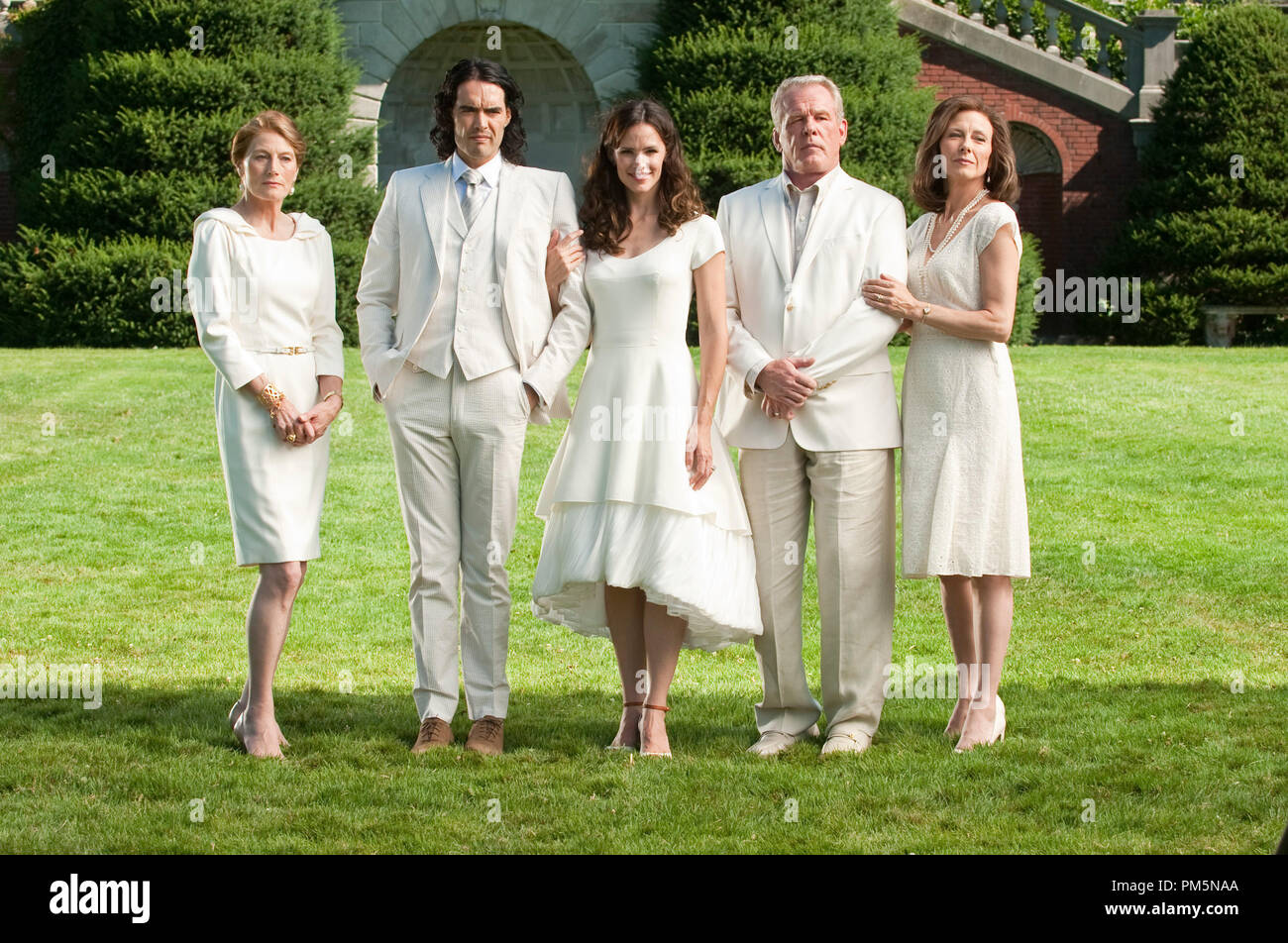 (L - r) Geraldine James als Vivienne, RUSSELL Marke wie Arthur, Jennifer Garner als Susan, Nick Nolte als Burt Johnson und LESLIE HENDRIX als Alice Johnson in Warner Bros. Pictures' romantische Komödie "ARTHUR", ein Warner Bros.-Bilder freigeben. Stockfoto