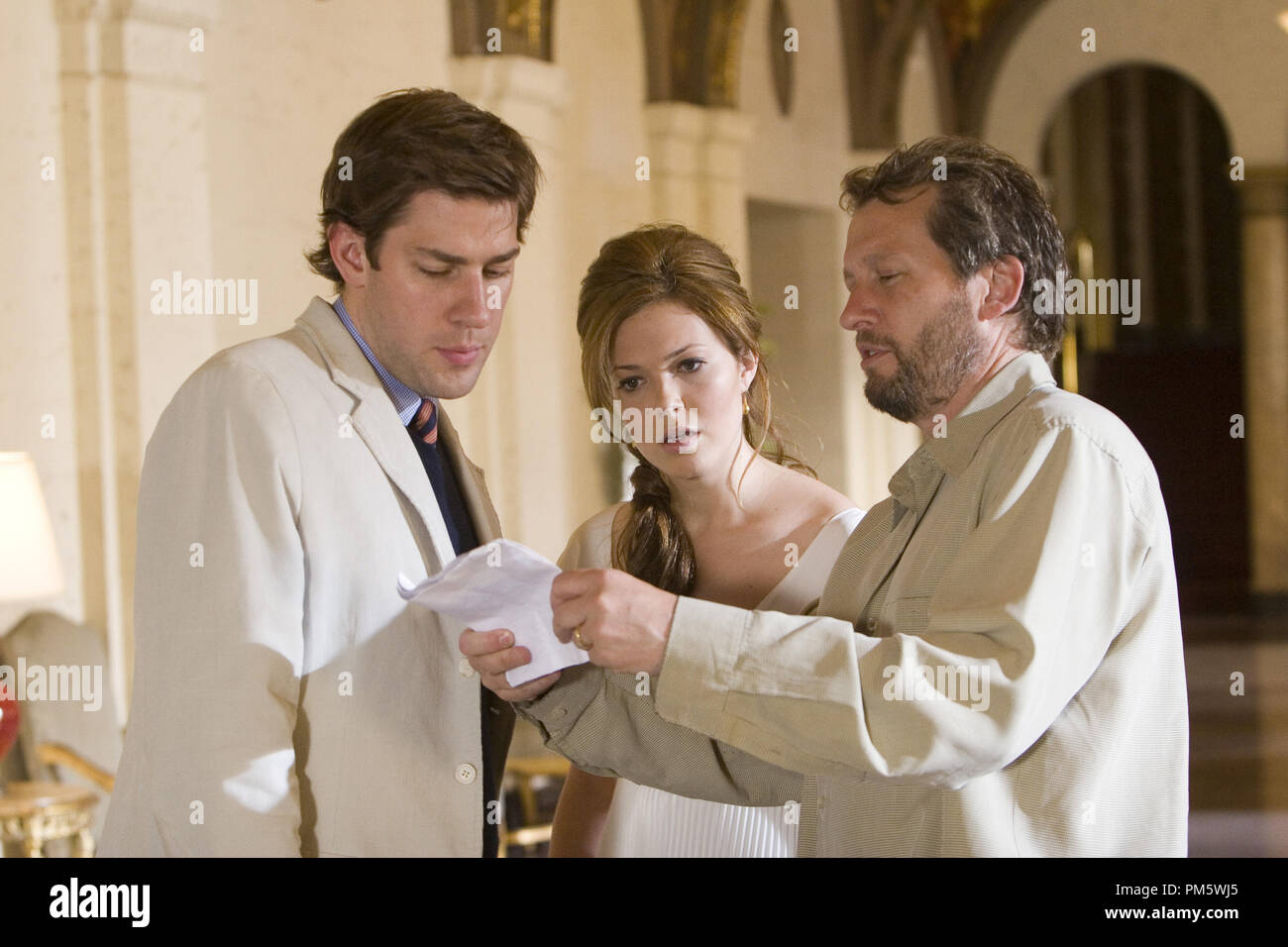 Studio Werbung immer noch von "Lizenz zu Wed' John Krasinski, Mandy Moore, Regisseur Ken Kwapis © 2007 Warner Foto: Peter Sorel Datei Referenz # 307381074 THA nur für redaktionelle Verwendung - Alle Rechte vorbehalten Stockfoto