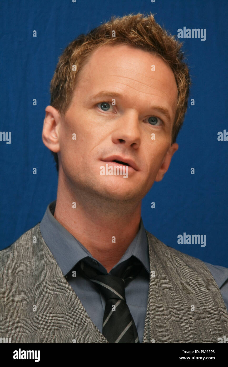 Neil Patrick Harris "Die Schlümpfe" Portrait Session, 10. Juli 2011. Reproduktion von amerikanischen Boulevardzeitungen ist absolut verboten. Datei Referenz # 31025 017 GFS nur für redaktionelle Verwendung - Alle Rechte vorbehalten Stockfoto