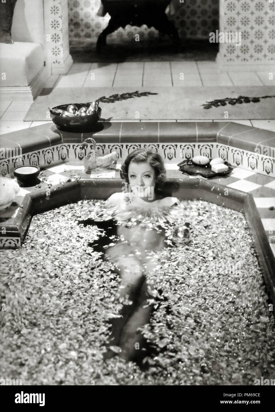 Myrna Loy, "Der Barbar" MGM Datei Referenz 1933 #31316 256 THA Stockfoto