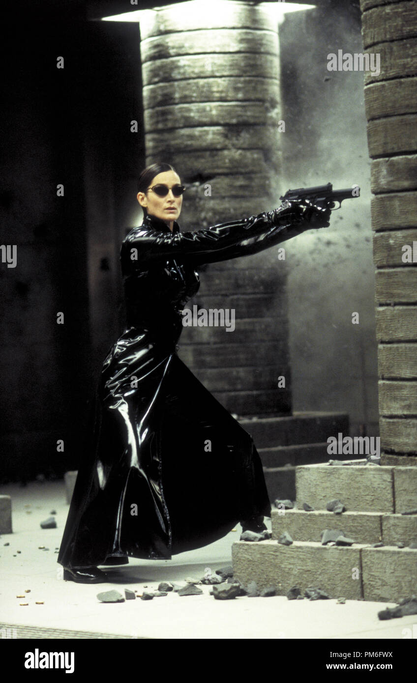 Studio Werbung immer noch von der "Matrix Revolutions" Carrie-Anne Moss © 2003 Warner Foto von jasin Boland Datei Referenz # 30753980 THA nur für redaktionelle Verwendung - Alle Rechte vorbehalten Stockfoto