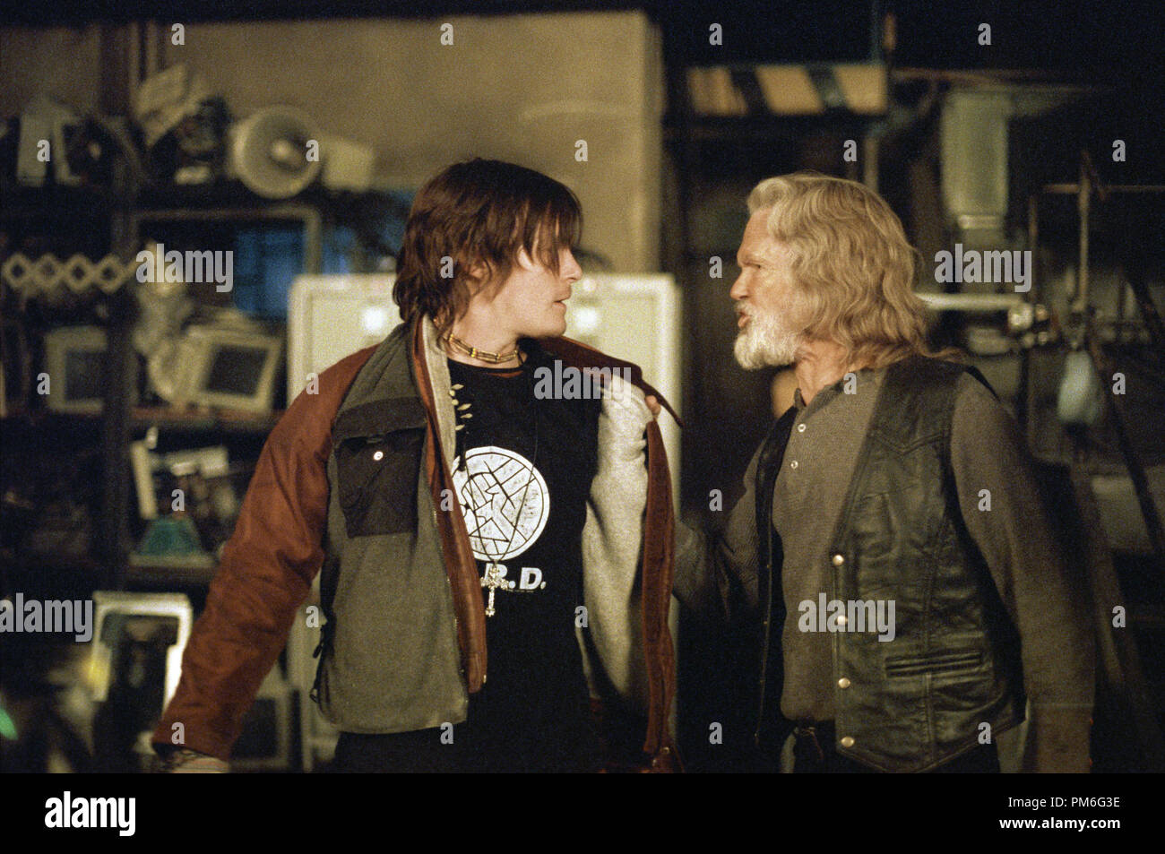 Film Still / Werbung noch von 'Blade II' Norman Reedus, Kris Kristofferson © 2002 New Line Cinema Foto: Bruce Talamon Stockfoto