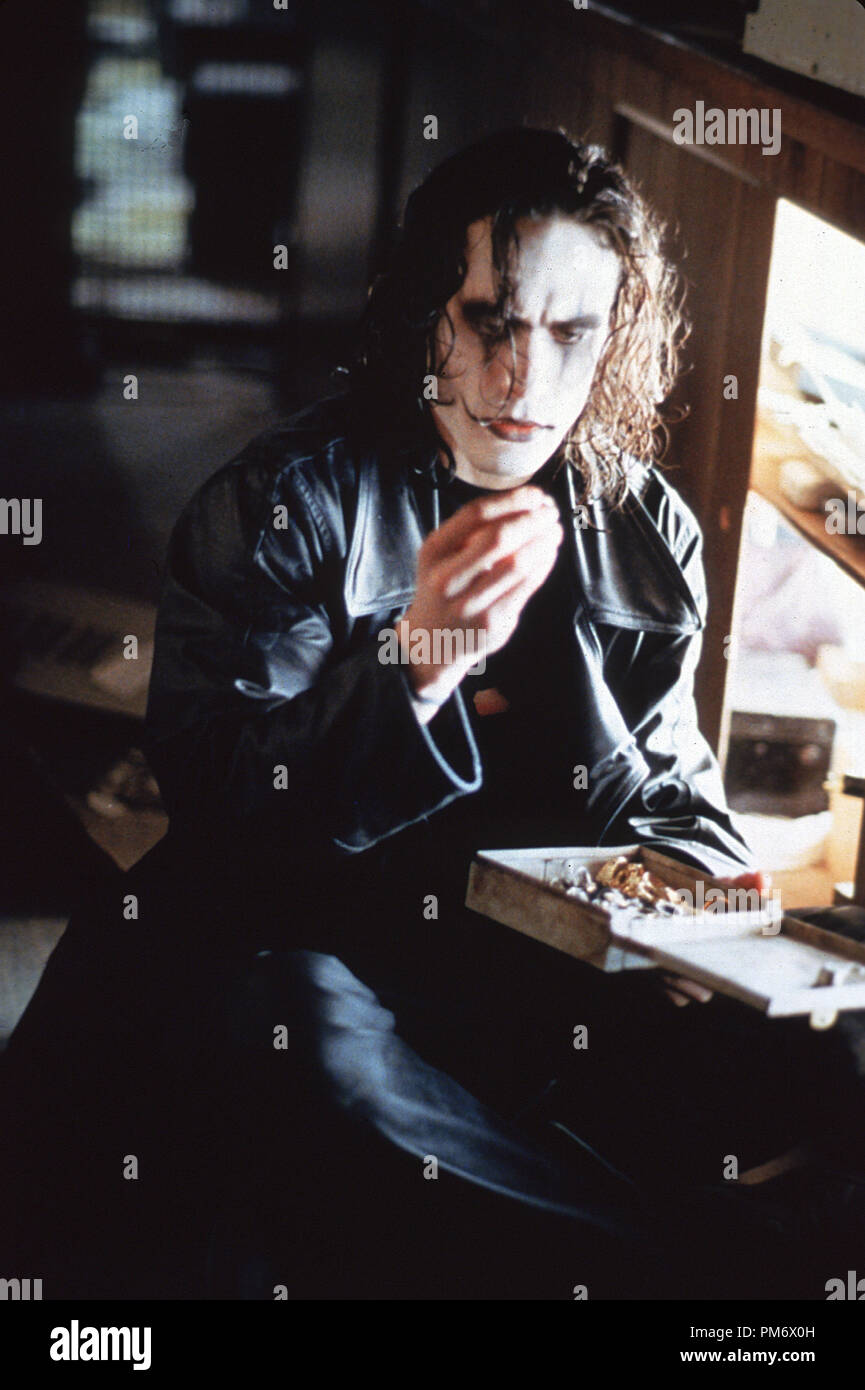 Szenenfoto aus "Die Krähe" Brandon Lee © 1994 Miramax Foto: Robert Zuckerman Datei Referenz # 31129097 THA nur für redaktionelle Verwendung - Alle Rechte vorbehalten Stockfoto