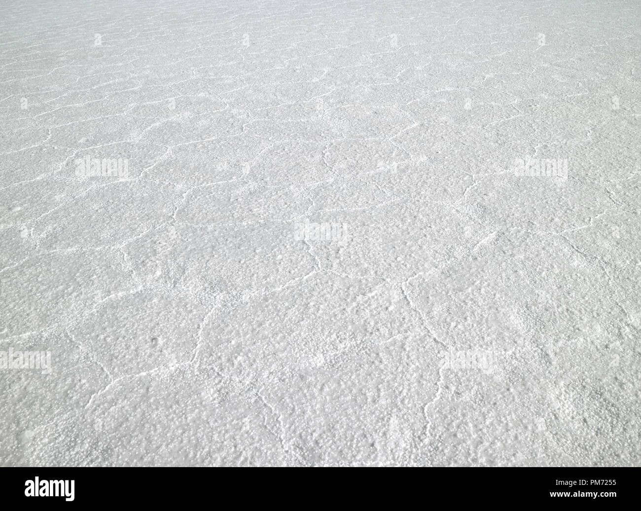 Textur und Muster der Oberfläche des Salar de Uyuni Salzebenen, Weltkulturerbe der Unesco in Bolivien, Südamerika Stockfoto