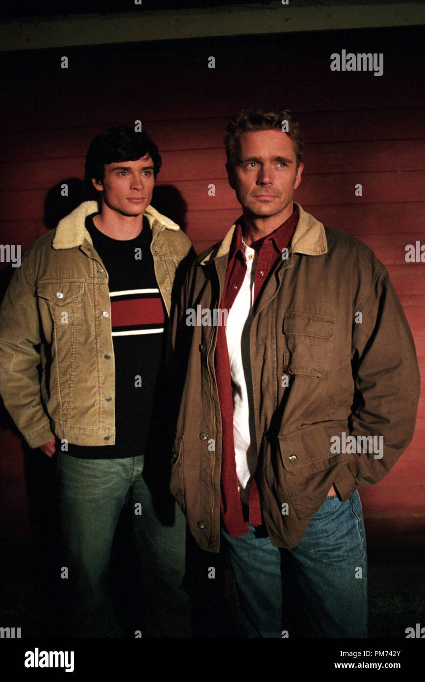 Film Still / Werbung immer noch von der mallville' (Episode: Cool) Tom Welling, John Schneider 2001 Photo Credit: Shane Harvey Datei Referenz # 30847357 THA nur für redaktionelle Verwendung - Alle Rechte vorbehalten Stockfoto