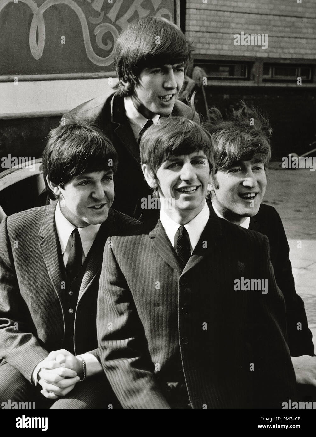 Die Beatles, Paul McCartney, George Harrison, John Lennon und Ringo Starr, "ein harter Tag Nacht' 1964 Datei Referenz # 30928 107 THA Stockfoto