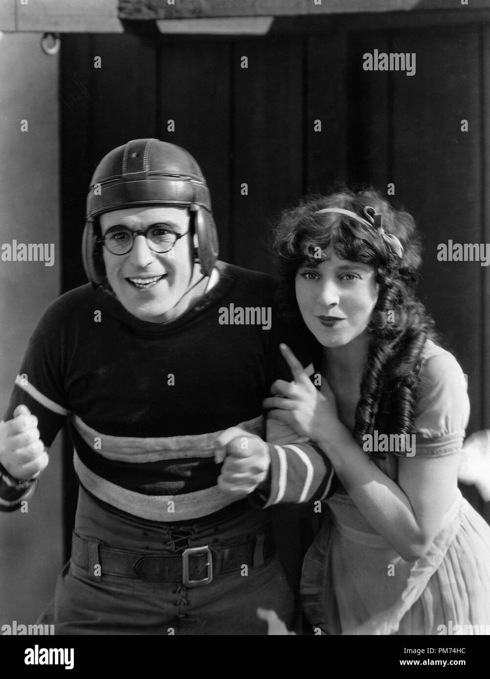 Studio Werbung noch: Harold Lloyd, Jobyna Ralston, "Der Neuling", 1925 Datei Referenz # 30928 1175 THA Stockfoto