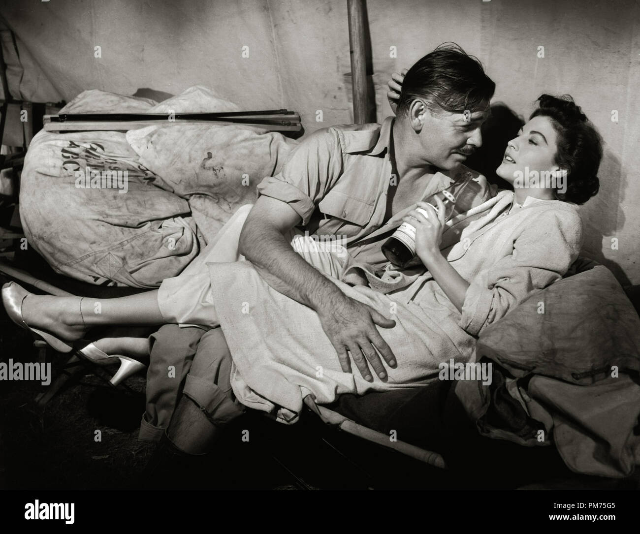Clark Gable und Ava Gardner, 'Mogambo' 1953 Loews Datei Referenz # 30928 565 THA Stockfoto