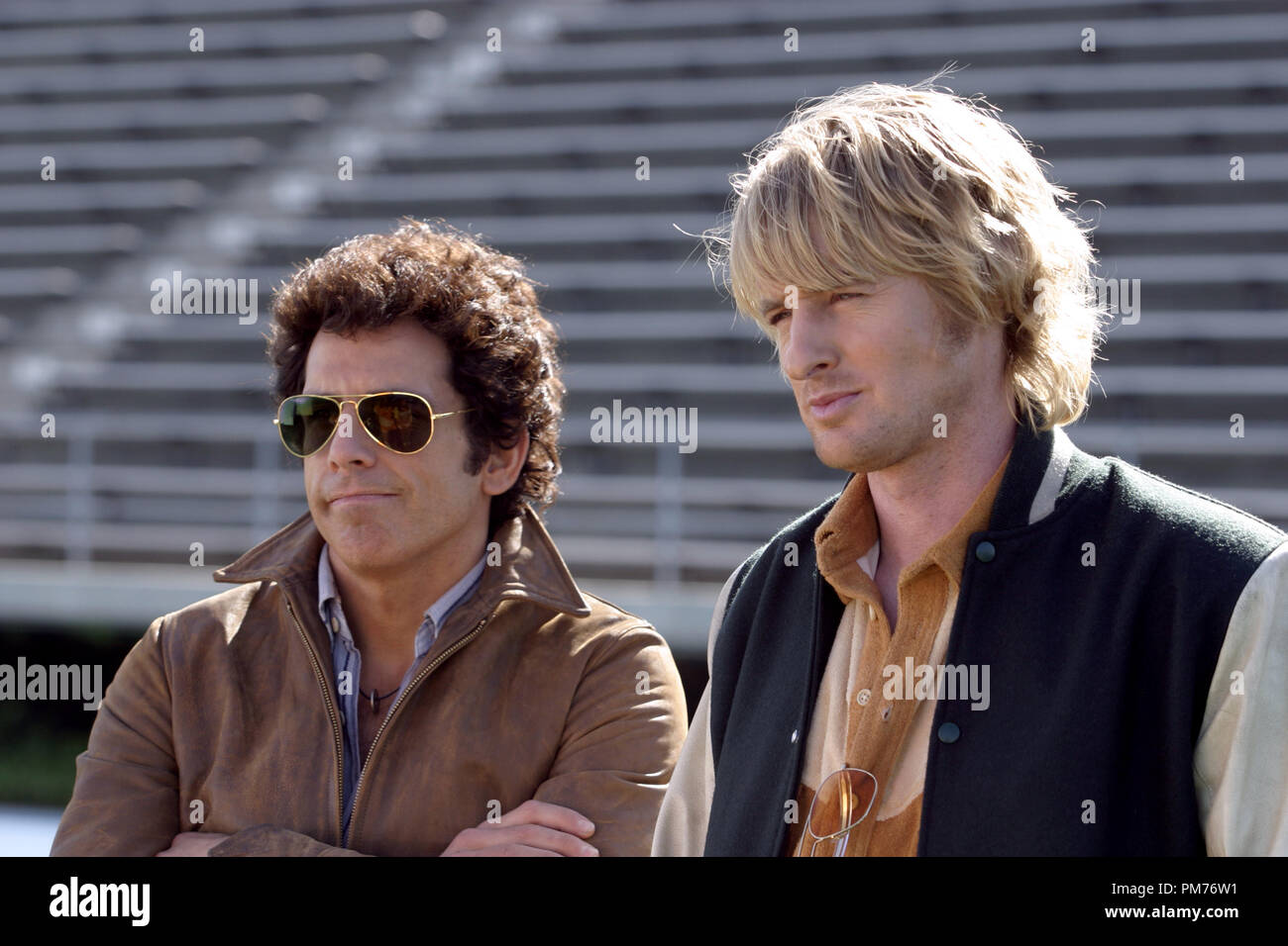 Film Still / Werbung immer noch von der tarsky & Hutch" Owen Wilson, Ben Stiller © 2004 Warner Brothers Photo Credit: Melinda Sue Gordon Datei Referenz # 30973578 THA nur für redaktionelle Verwendung - Alle Rechte vorbehalten Stockfoto