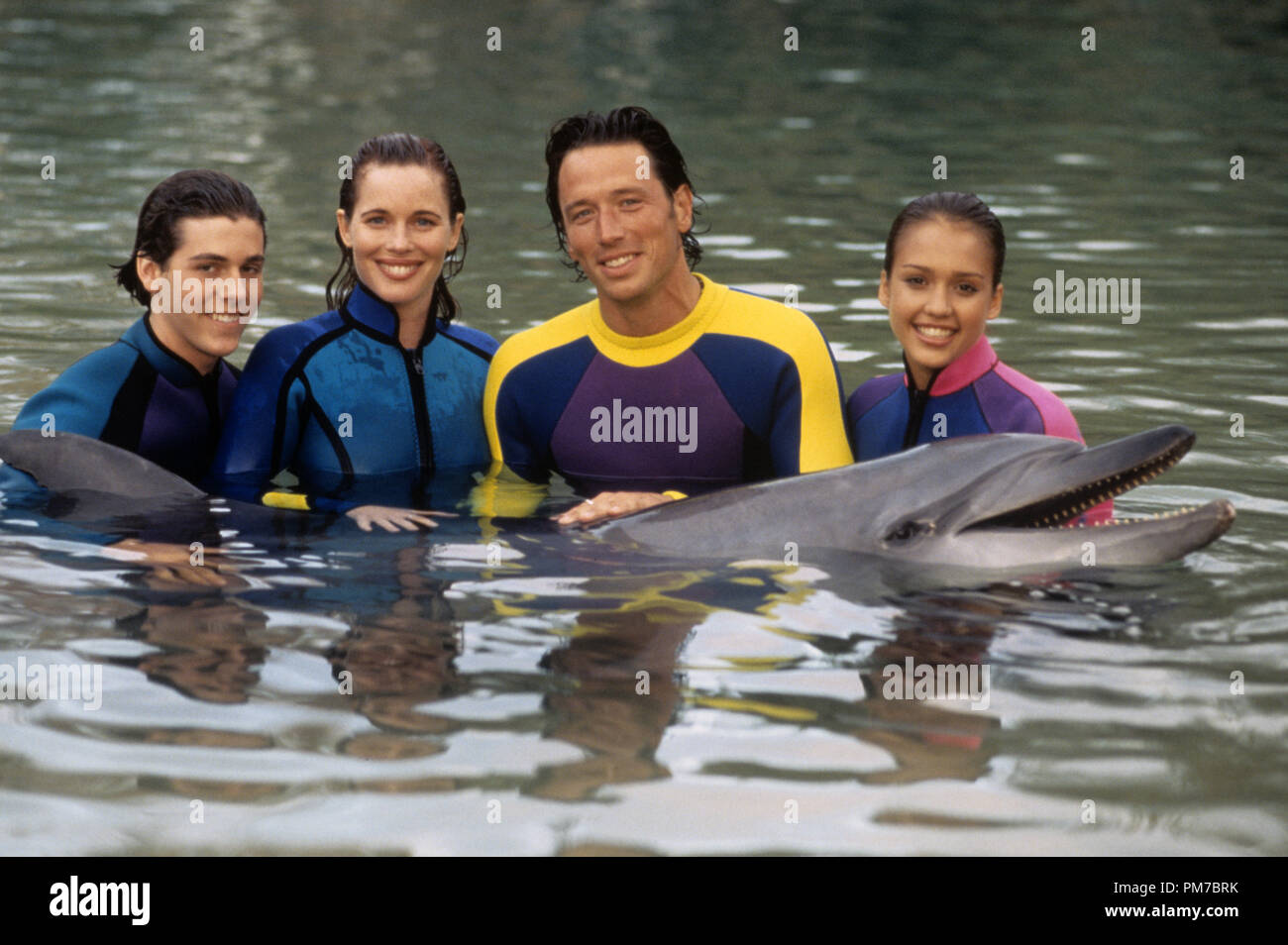 Film noch von "Flipper", Colleen Flynn, Payton Haas, Brian Wimmer, Jessica Alba 1995 Photo Credit: Jason Boland Datei Referenz # 31043402 THA nur für redaktionelle Verwendung - Alle Rechte vorbehalten Stockfoto