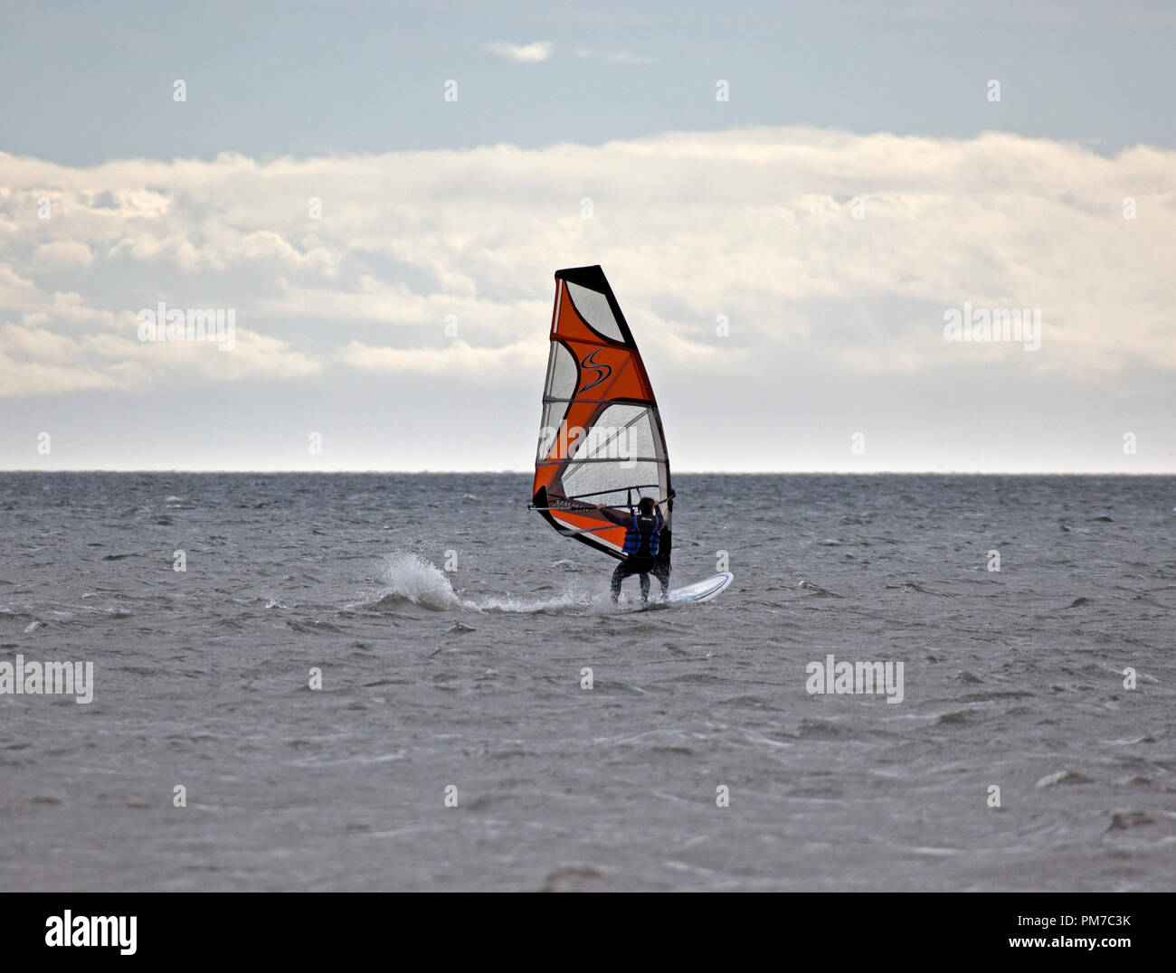 Windsurfen, Monifieth, Angus, Tayside, Osten Schottland, Großbritannien Stockfoto