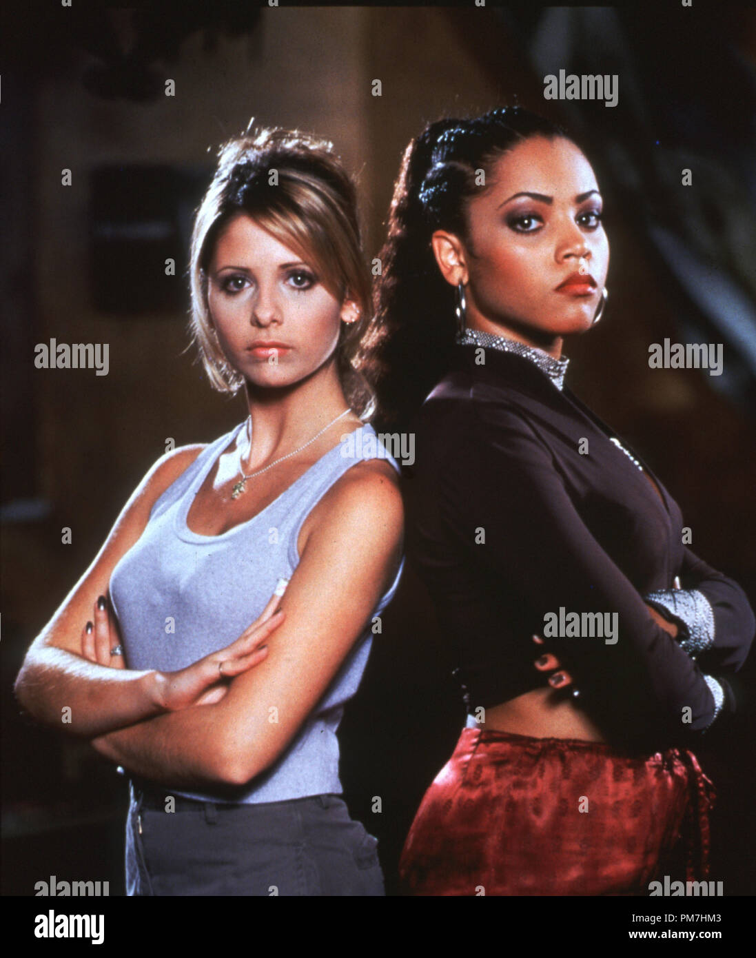 Szene aus 'Buffy the Vampire Slayer" Sarah Michelle Gellar, Bianca Lawson © 1997 Warner Brothers Datei Referenz # 31013400 THA nur für redaktionelle Verwendung - Alle Rechte vorbehalten Stockfoto