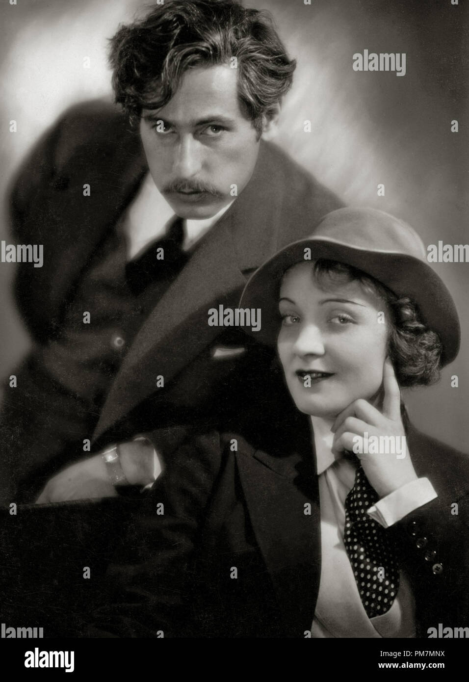 Josef von Sternberg und Marlene Dietrich, circa 1929. Datei Referenz # 31202 441 THA Stockfoto