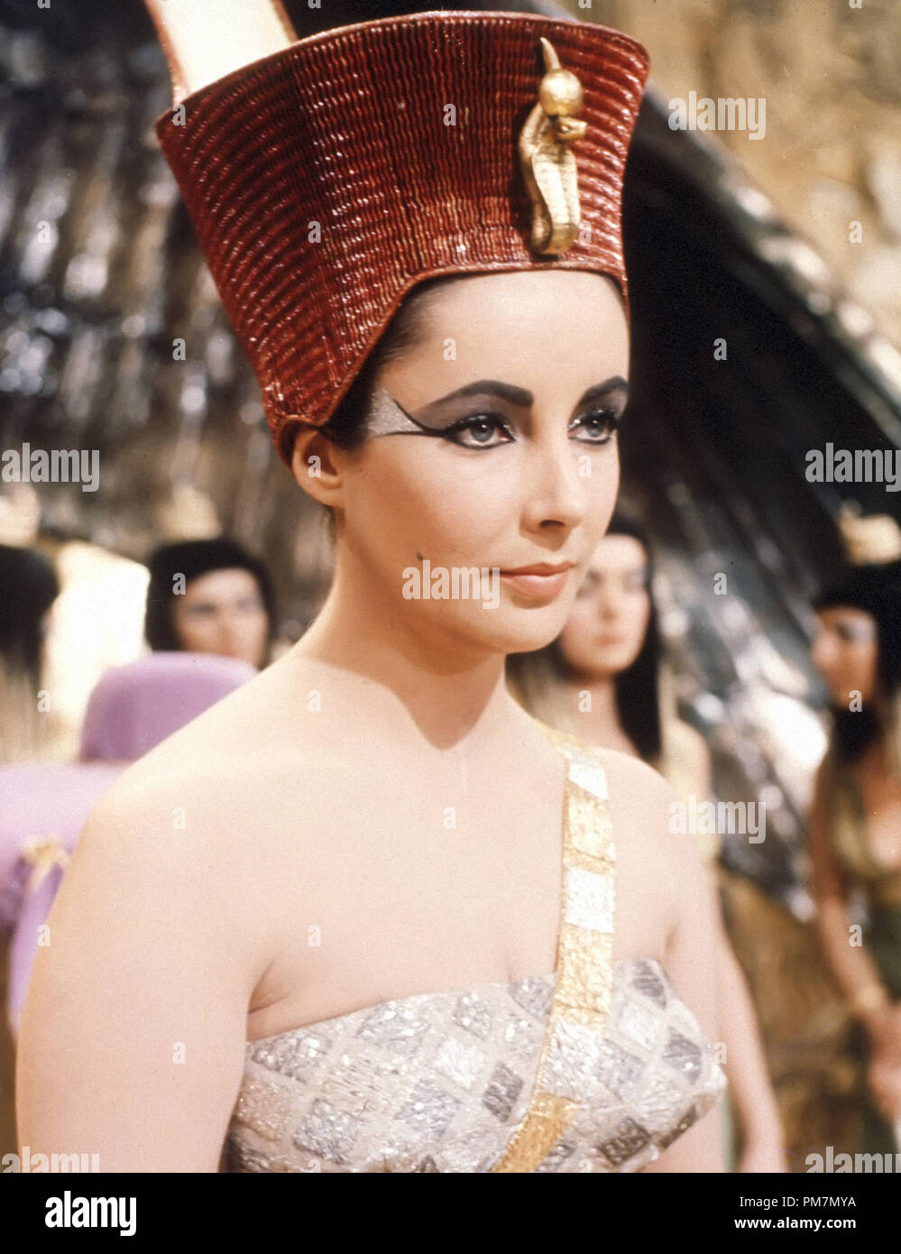 Elizabeth Taylor, "Kleopatra" 1963 Twentieth Century Fox Datei Referenz #  31202 569 THA Stockfotografie - Alamy