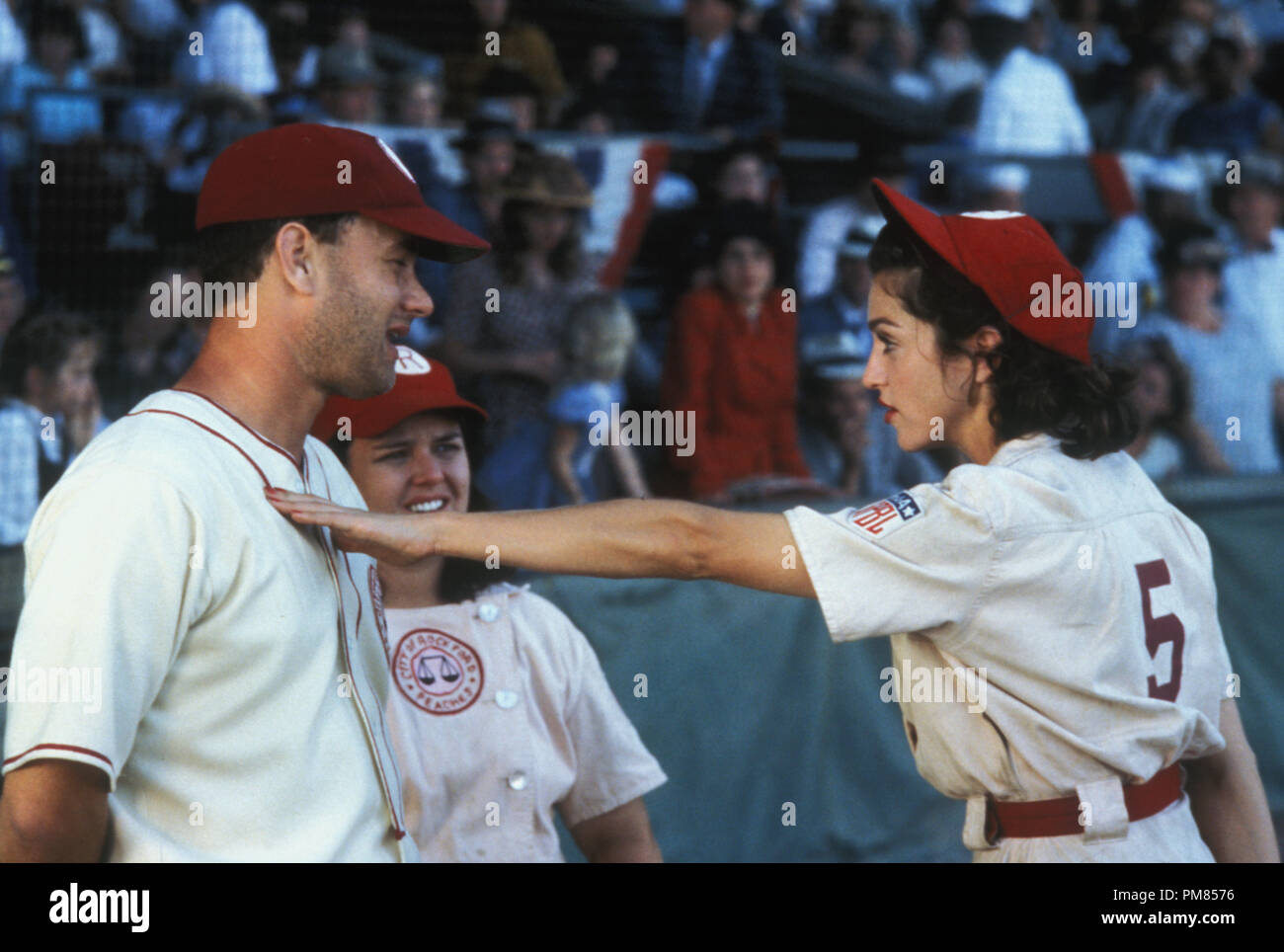 Film Still oder Werbung immer noch von "der Liga der Eigenen 'Tom Hanks, Rosie O'Donnell, Madonna © 1992 Columbia Photo Credit: Louis Goldman Alle Rechte vorbehalten Datei Referenz # 31487_012 THA für die redaktionelle Nutzung nur Stockfoto