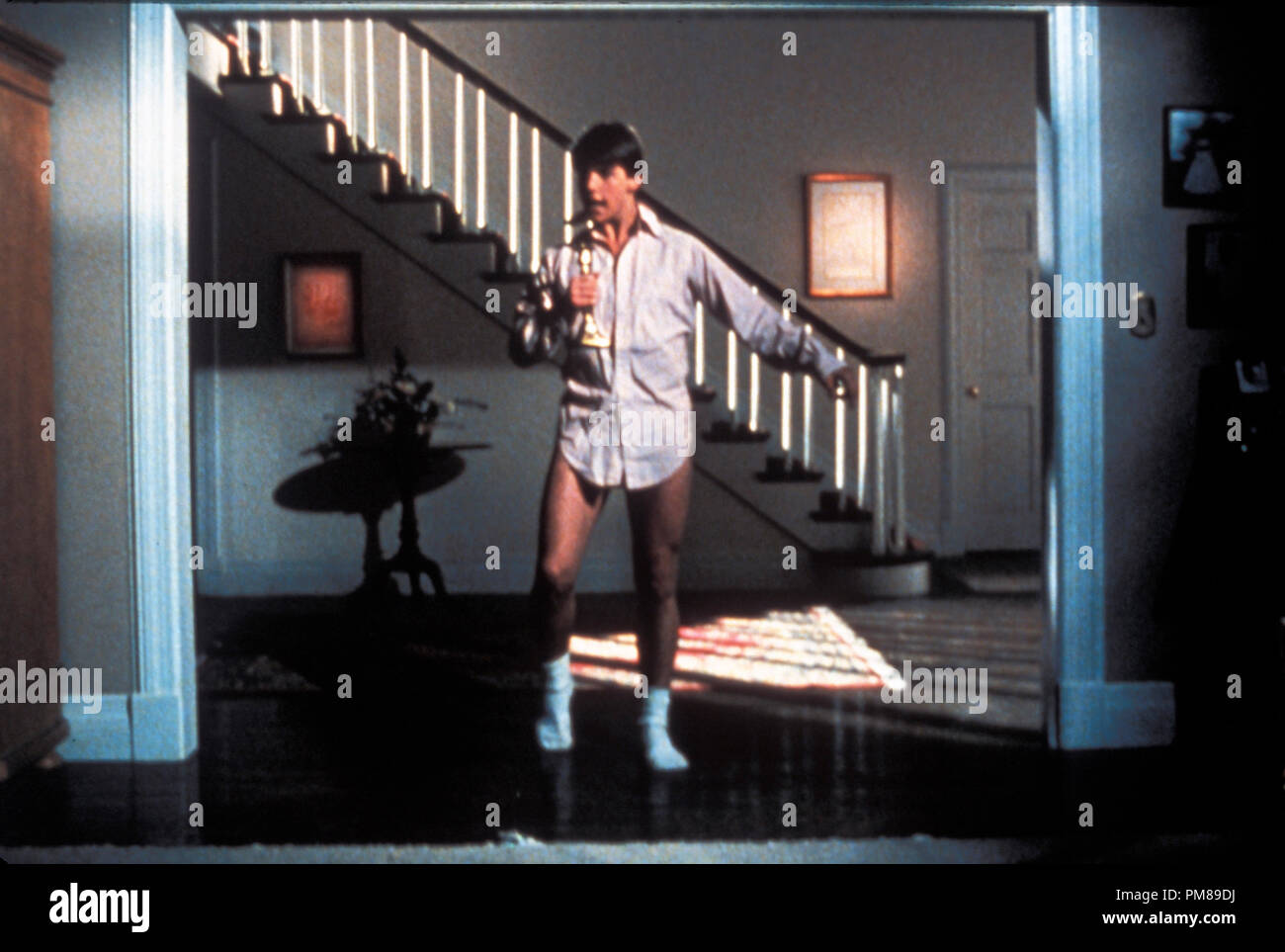 Studio Werbung immer noch von "Risky Business" Tom Cruise © 1983 Warner Alle Rechte vorbehalten Datei Referenz # 31708121 THA für die redaktionelle Nutzung nur Stockfoto