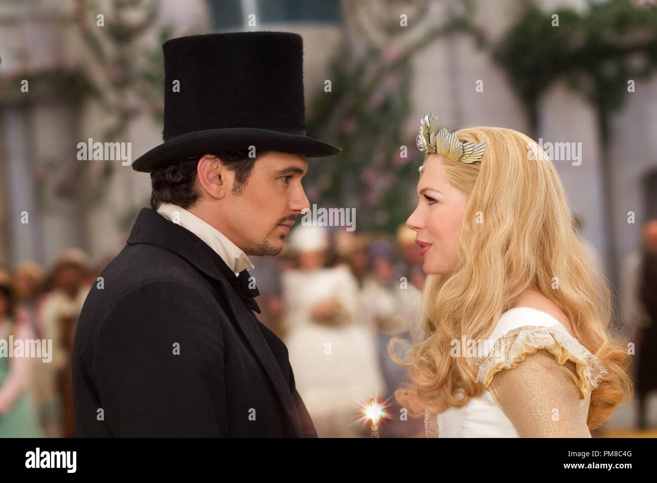 Oz Die Grossen Und Machtigen James Franco Michelle Williams Stockfotografie Alamy