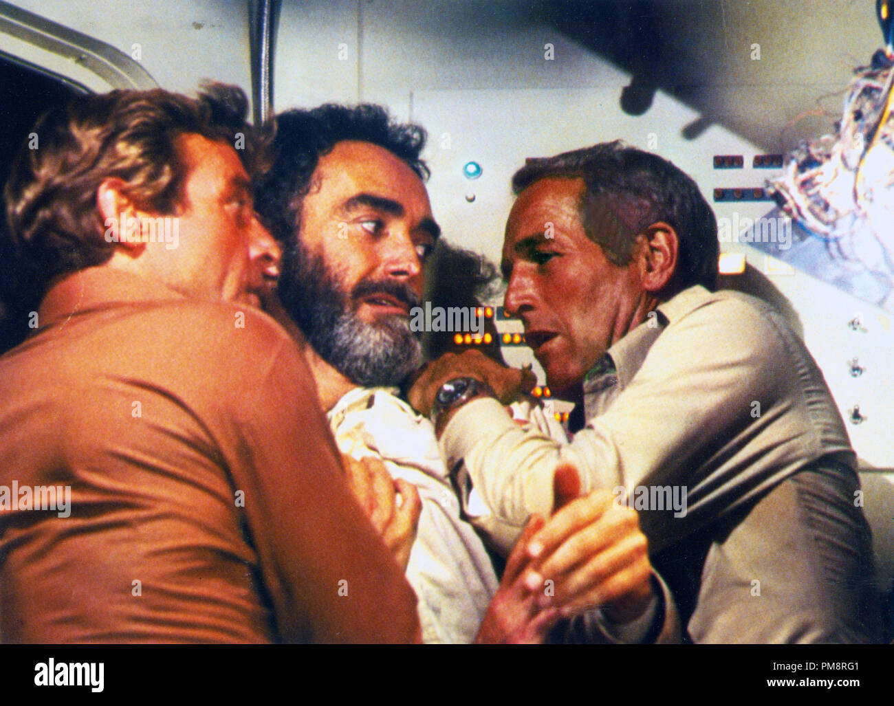 Studio Werbung noch von 'Wenn die Zeit lief aus. . ." James Franciscus, Paul Newman © 1980 Warner Alle Rechte vorbehalten Datei Referenz # 31715016 THA für die redaktionelle Nutzung nur Stockfoto