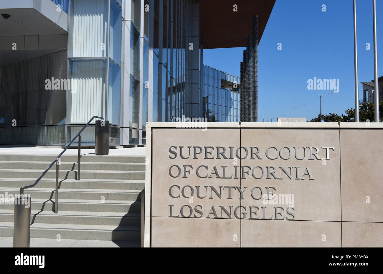 LONG BEACH, CALIF-Sept 10, 2018: Der Gouverneur George Deukmejian Gerichtsgebäude unterzeichnen einen Teil des südlichen Bezirk von Los Angeles. Stockfoto