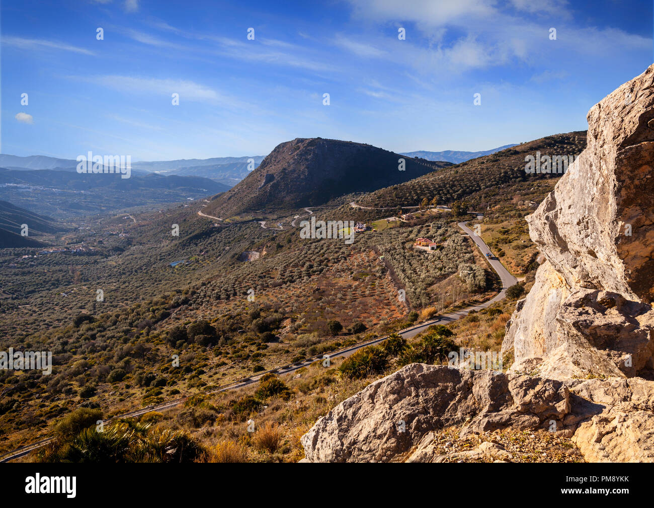 Luftaufnahme der Bergpass Straße von El Boquete de Zafarraya, in der Sierra de Alhama, Andalusien, Spanien Stockfoto