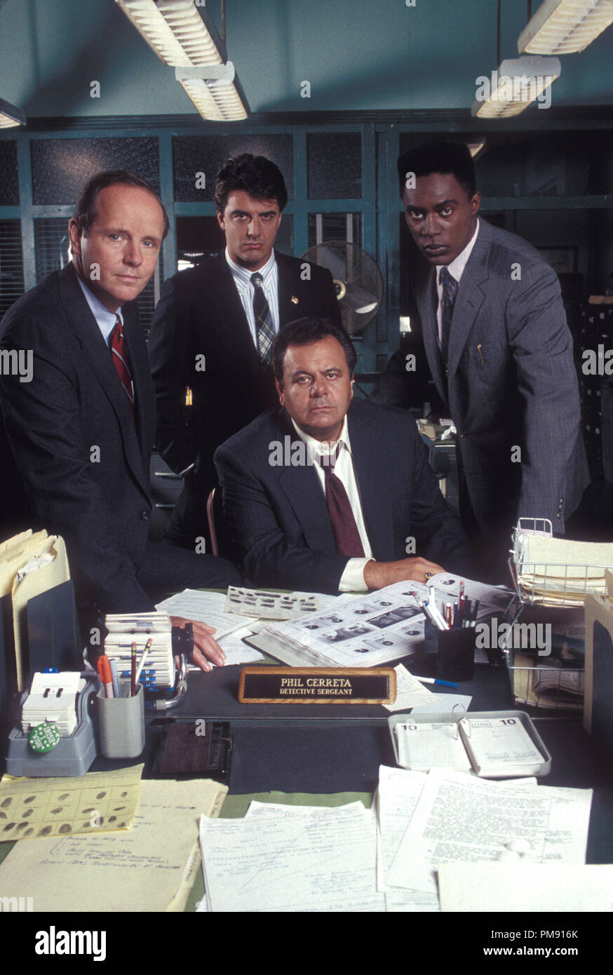 Film Still oder Werbung immer noch von "Gesetz und Ordnung" Michael Moriarty, Chris Noth, Paul Sorvino und Richard Brooks 1991 Photo Credit: Al Levine Alle Rechte vorbehalten Datei Referenz # 31527097 THA für die redaktionelle Nutzung nur Stockfoto